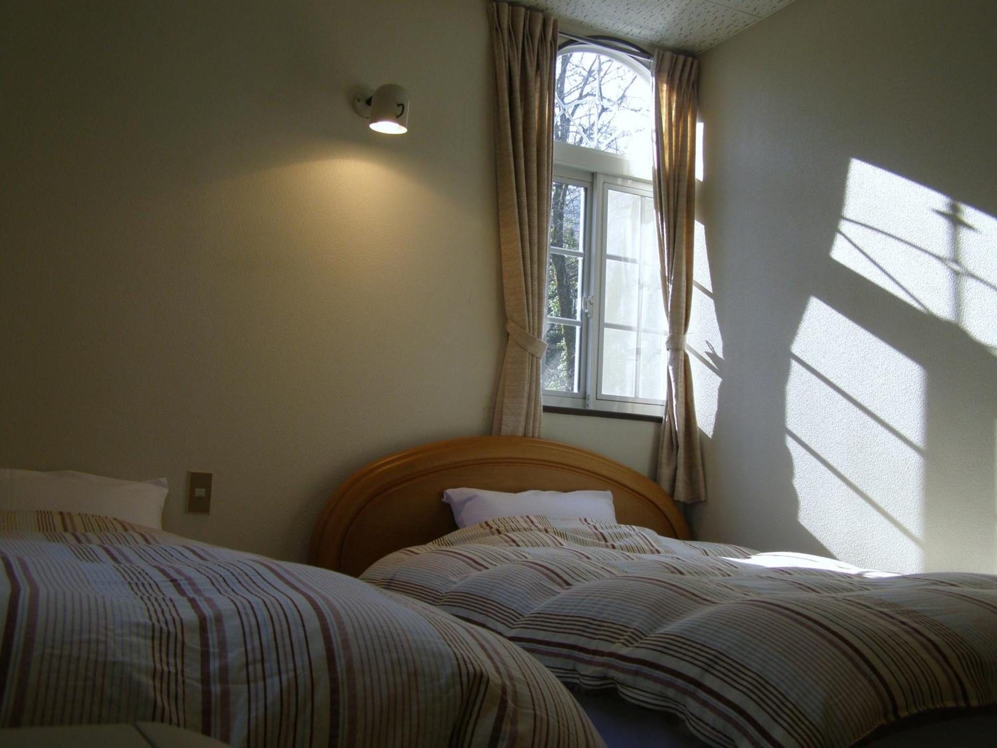 Bed and Breakfast Sunny Side Hut Хакуба-Мура Экстерьер фото